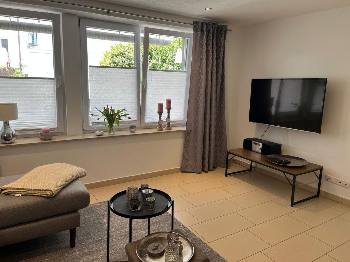 Schoene Ferienwohnung 2,5 Zimmer In Stadtnaehe Mit Eigenem Hofgarten Balingen Ngoại thất bức ảnh