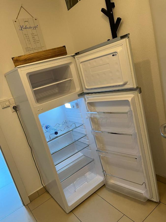 Schoene Ferienwohnung 2,5 Zimmer In Stadtnaehe Mit Eigenem Hofgarten Balingen Ngoại thất bức ảnh