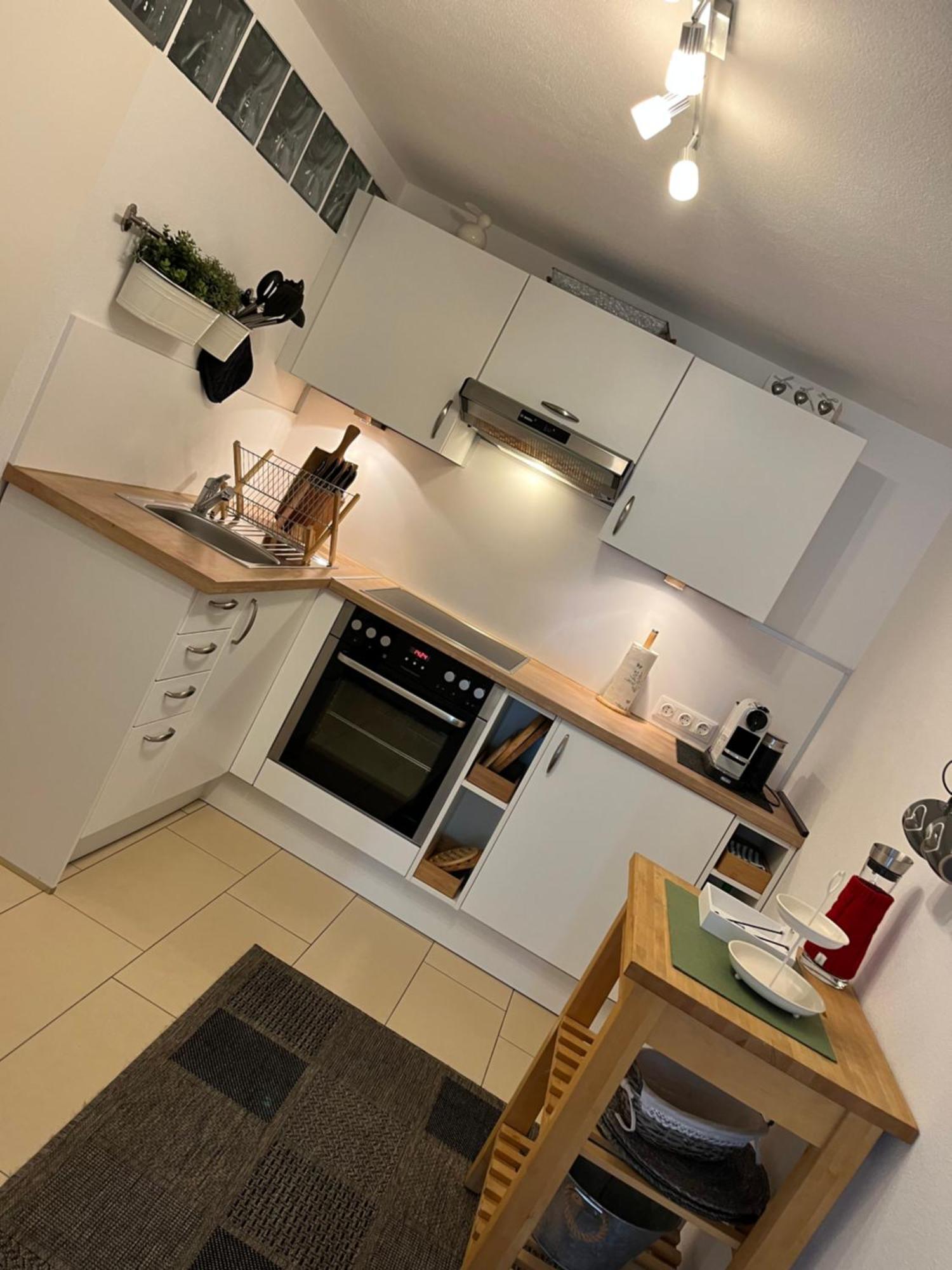 Schoene Ferienwohnung 2,5 Zimmer In Stadtnaehe Mit Eigenem Hofgarten Balingen Ngoại thất bức ảnh