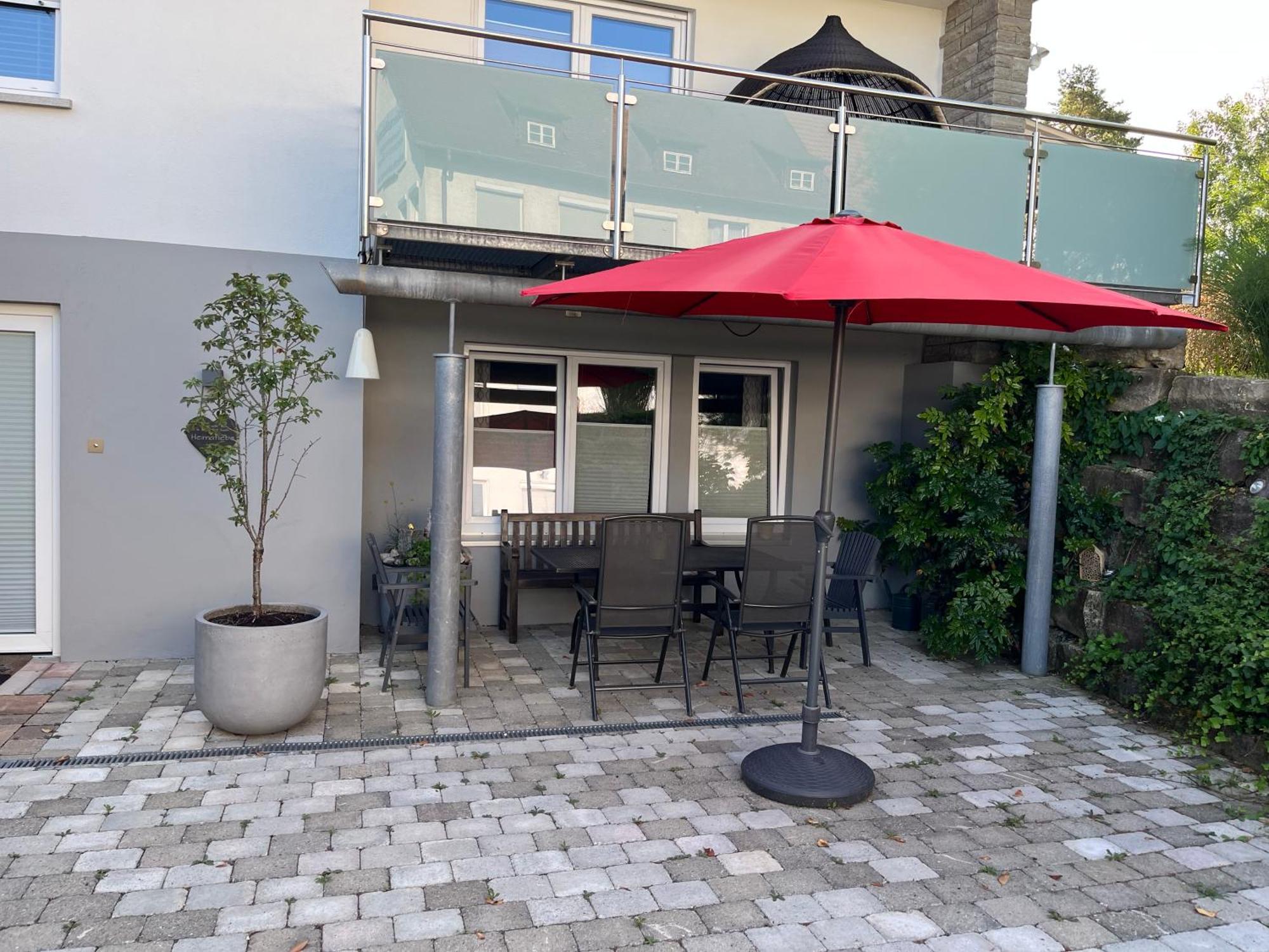Schoene Ferienwohnung 2,5 Zimmer In Stadtnaehe Mit Eigenem Hofgarten Balingen Ngoại thất bức ảnh